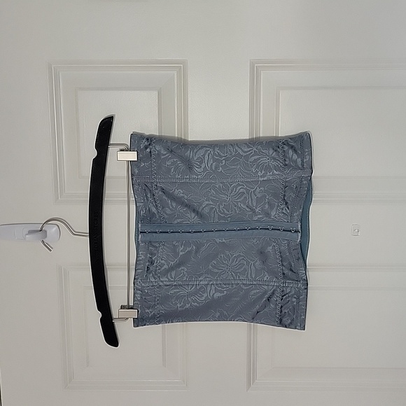 ✨️LAST CHANCE✨️ Hand Dyed Flexees Waist Cincher in Greyed Blue Size Medium - Picture 3 of 15